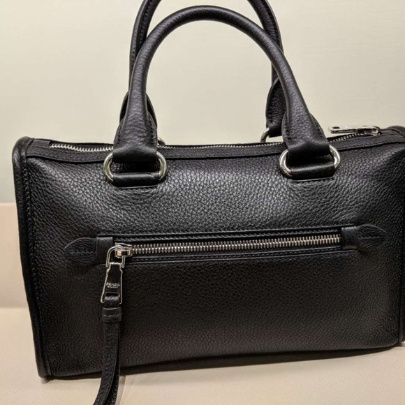 Prada Vitello Phenix Leather Convertible Boston - Picture 3 of 8